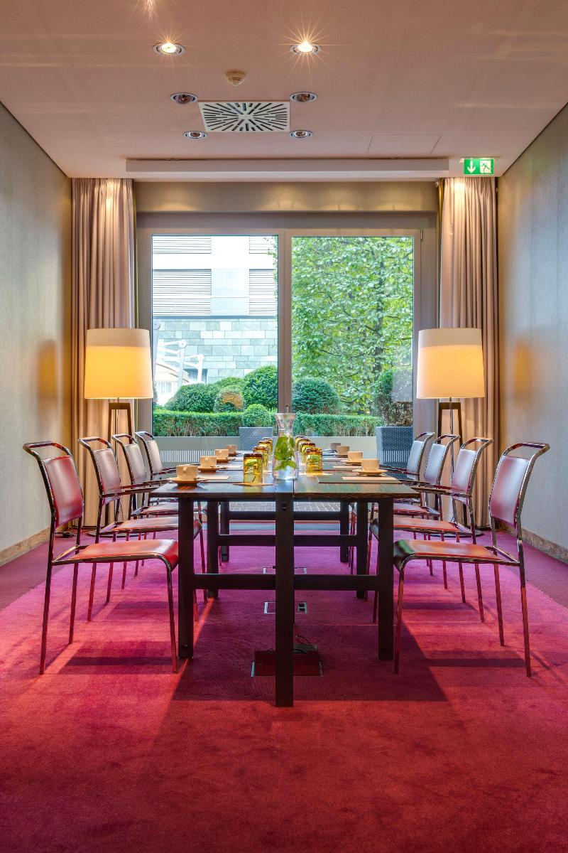 Radisson Blu Media Harbour Hotel - Toplantı