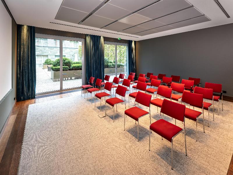 Radisson Blu Media Harbour Hotel - Toplantı