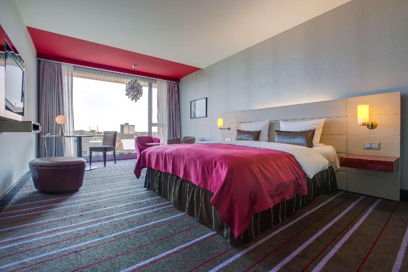 Radisson Blu Media Harbour Hotel - Oda