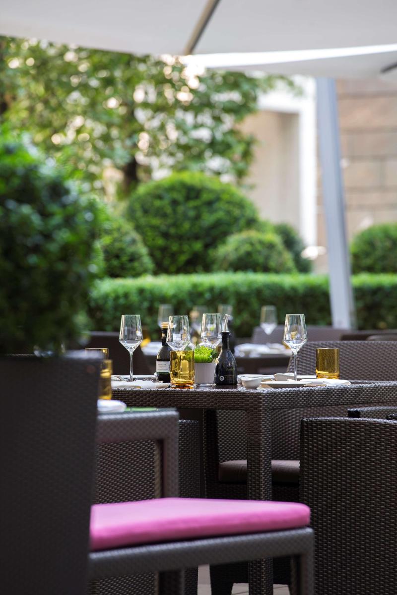 Radisson Blu Media Harbour Hotel - Restoran