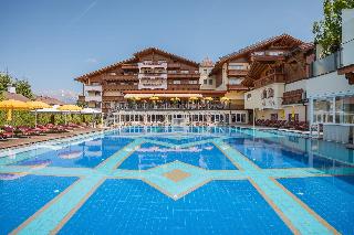 Family and Spa Hotel Alpenpark otel fotoğrafı