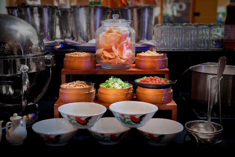 The Mayflower, Jakarta - Marriott Executive Apt - Restoran