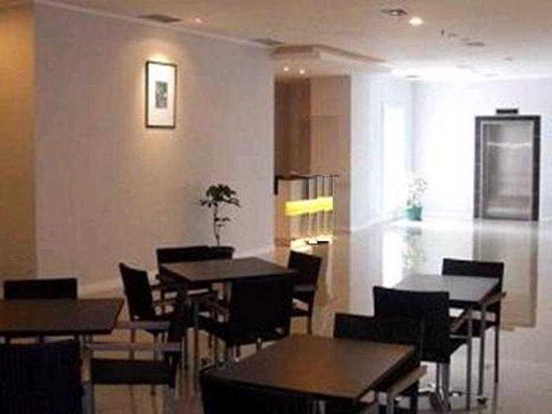 Hotel Glodok Plaza by ZUZU fotoÄŸrafÄ±