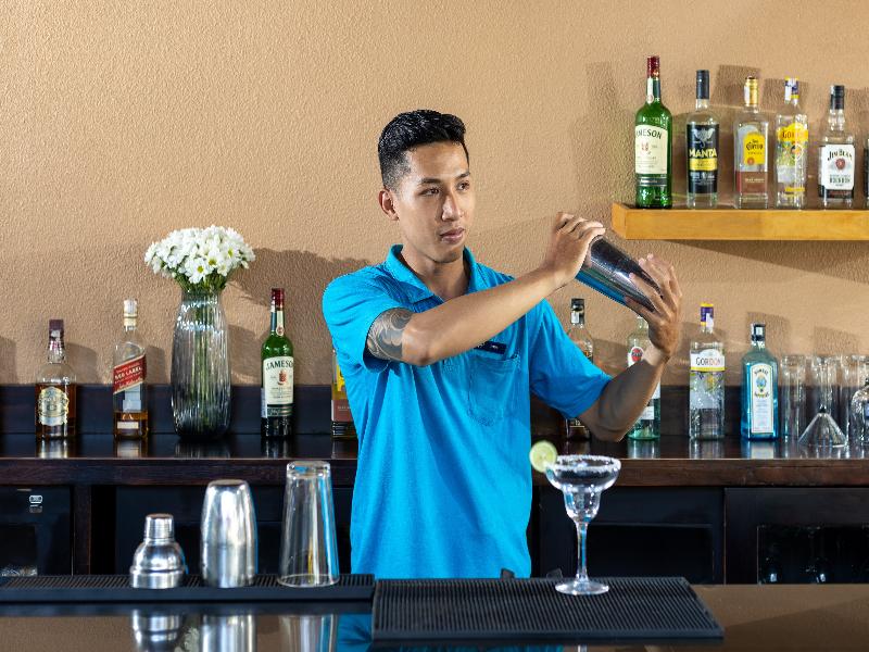 Amadea Resort and Villas Seminyak Bali - Bar