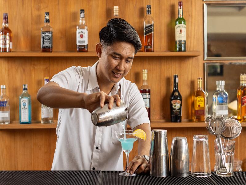 Amadea Resort and Villas Seminyak Bali - Bar