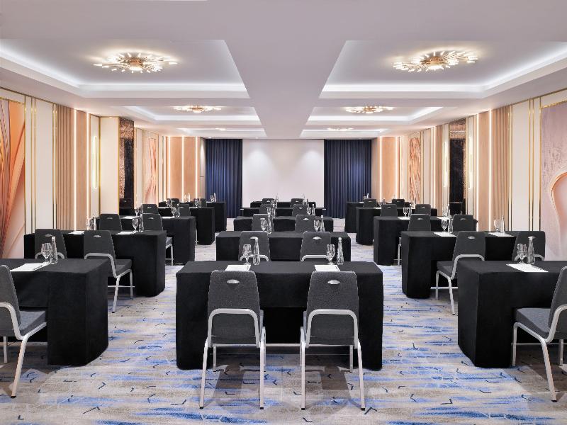 Crowne Plaza Jumeirah - Toplantı