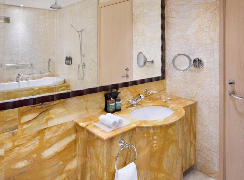 Crowne Plaza Jumeirah - Oda