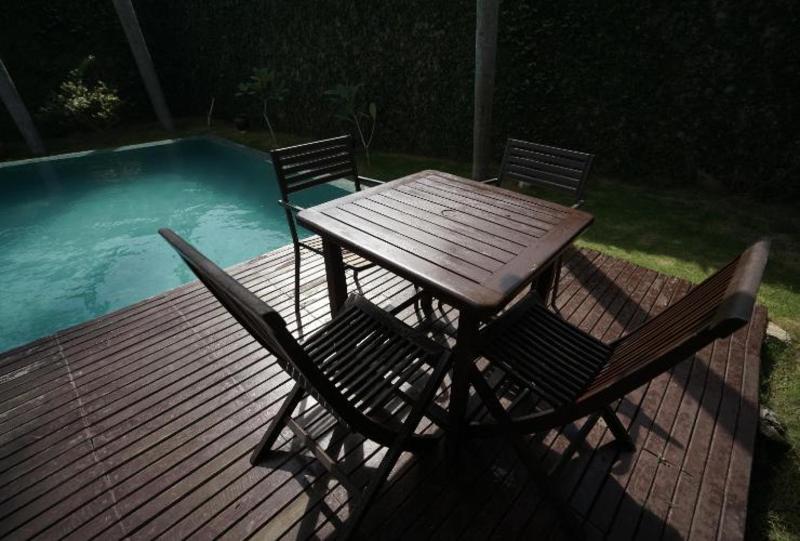 The Pade Hotel - Teras