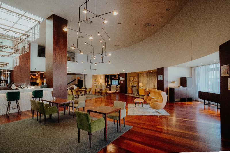 Holiday Inn Porto Gaia - Bar