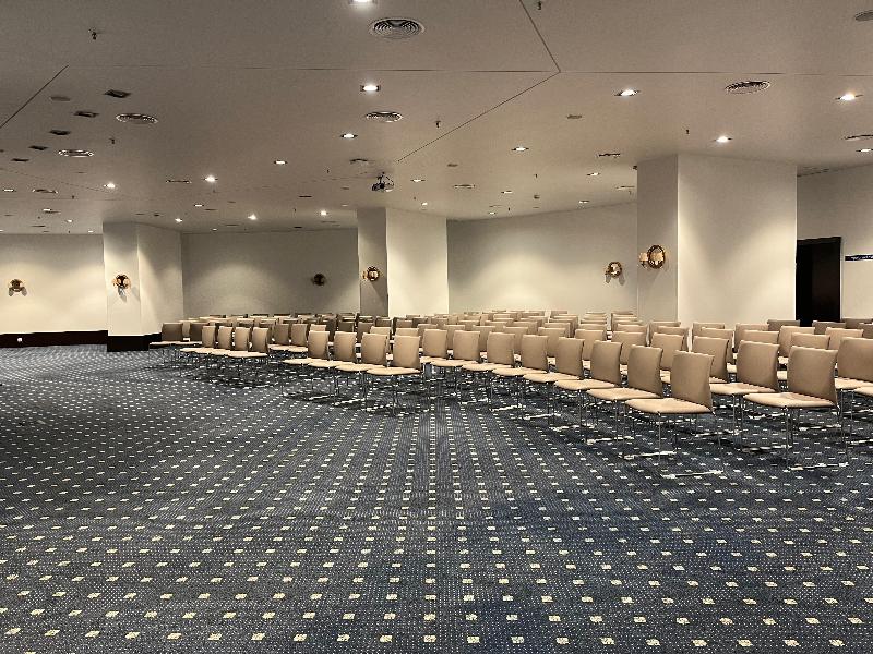 Holiday Inn Porto Gaia - Toplantı
