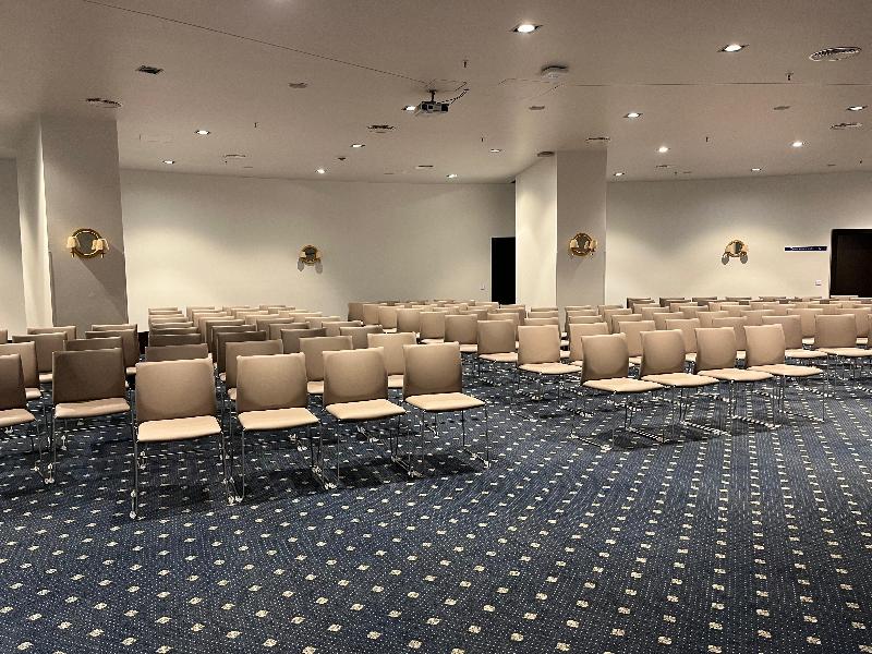 Holiday Inn Porto Gaia - Toplantı