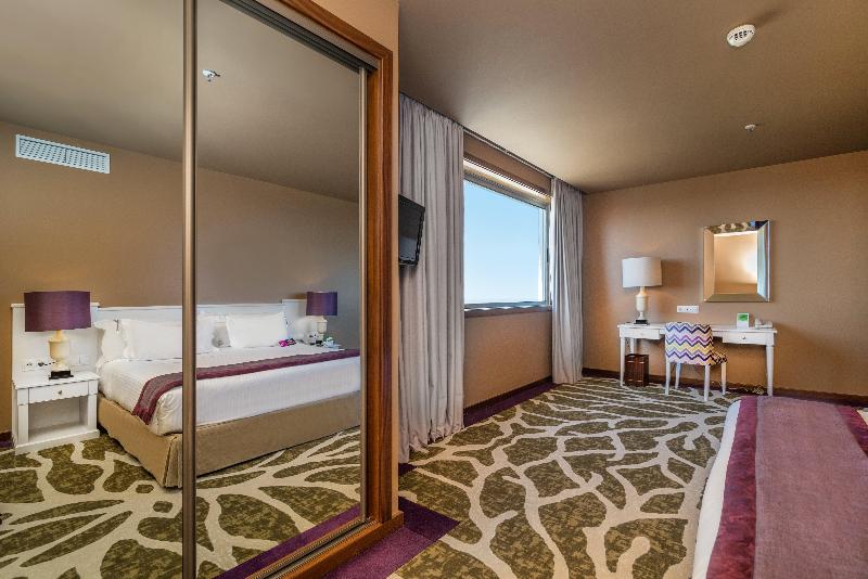 Holiday Inn Porto Gaia - Oda