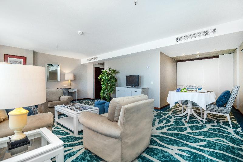 Holiday Inn Porto Gaia - Oda