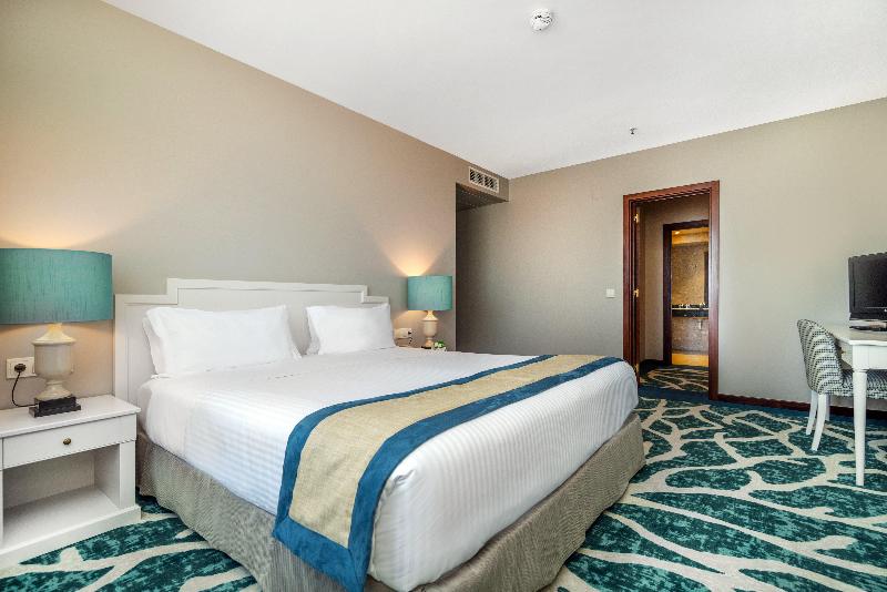 Holiday Inn Porto Gaia - Oda