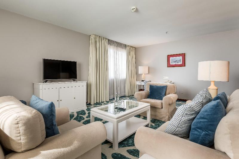 Holiday Inn Porto Gaia - Oda