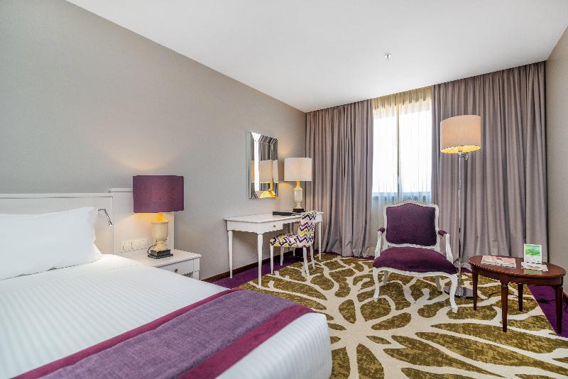 Holiday Inn Porto Gaia - Oda