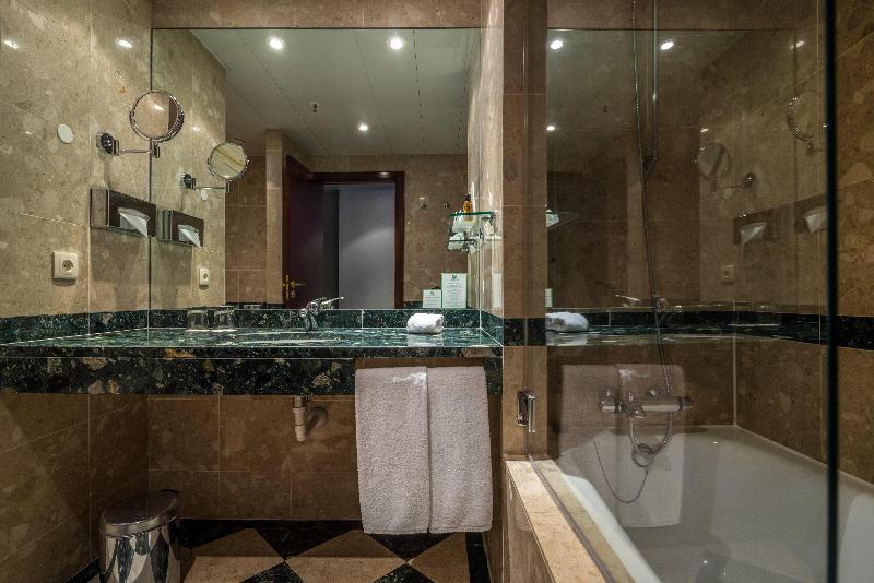 Holiday Inn Porto Gaia - Oda