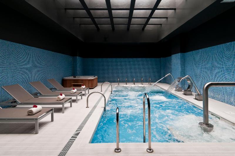 Holiday Inn Porto Gaia - Havuz
