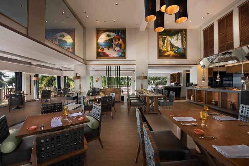 Marriott's Phuket Beach Club - Restoran