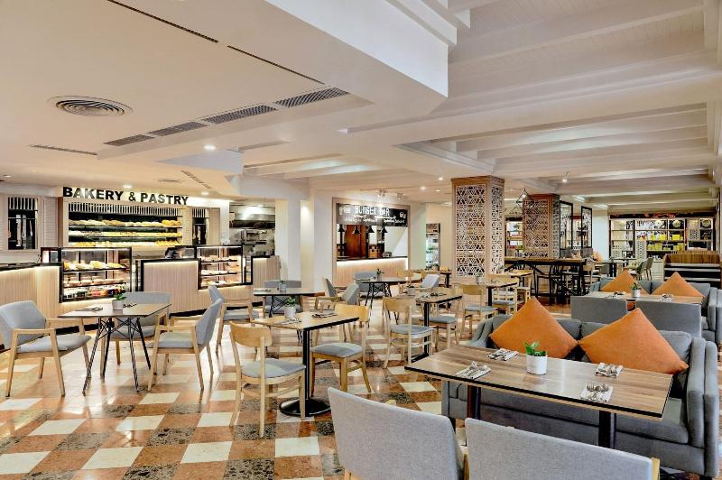 Marriott's Phuket Beach Club - Restoran