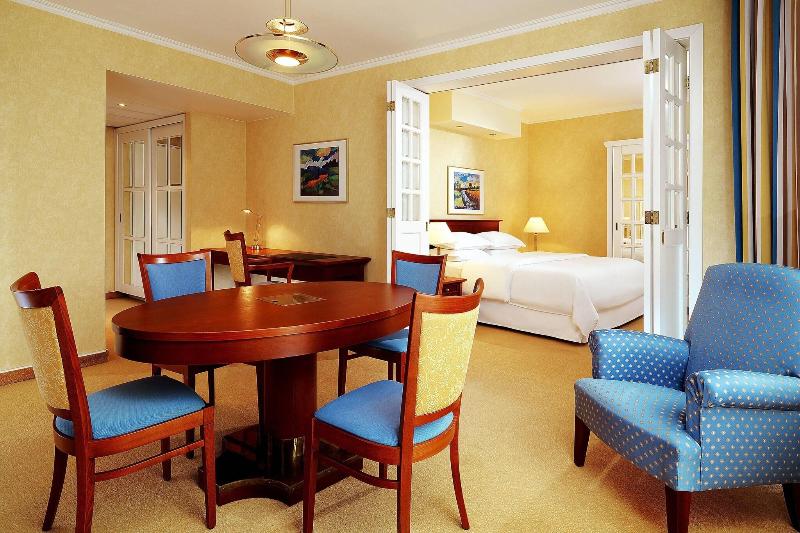 Sheraton Essen Hotel - Oda