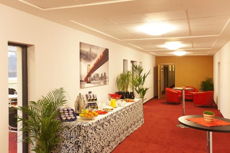 Arthotel Ambassador Wiesbaden - FREE PARKING - Oda
