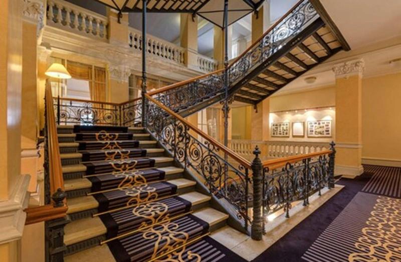 Hotel Am Sophienpark - Lobi