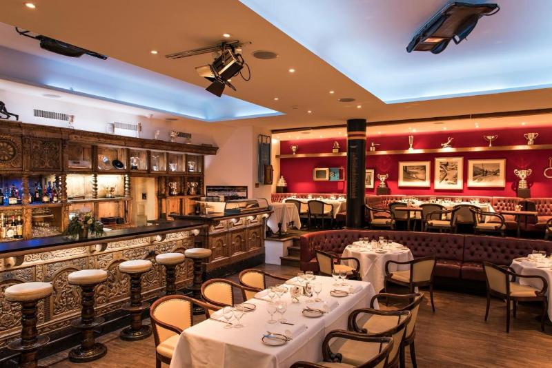 Kulm Hotel St. Moritz - Bar