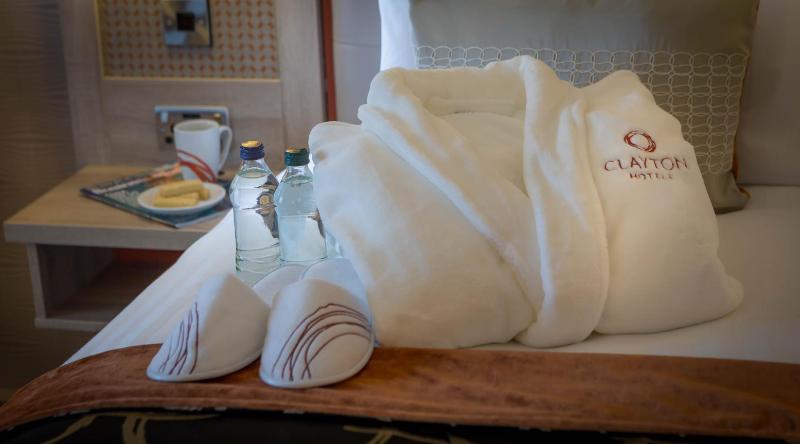 Clayton Hotel Cardiff - Oda