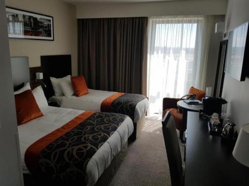 Clayton Hotel Cardiff - Oda