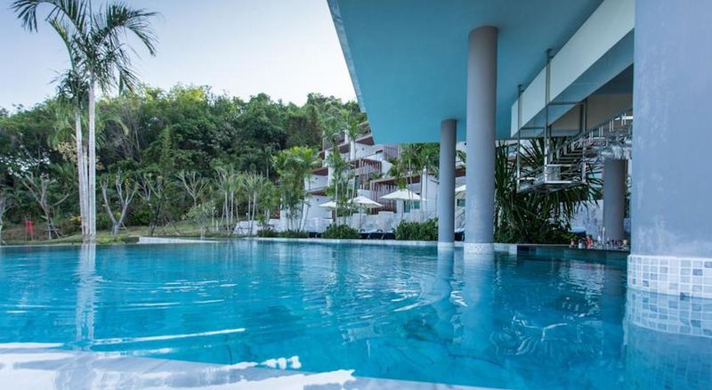 Chalong Chalet Resort & Longstay - Havuz