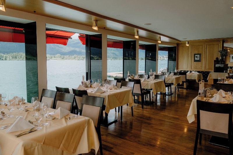 Romantik Hotel Im Weissen Roessl - Restoran
