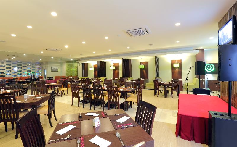 Lombok Plaza Hotel and Convention - Restoran