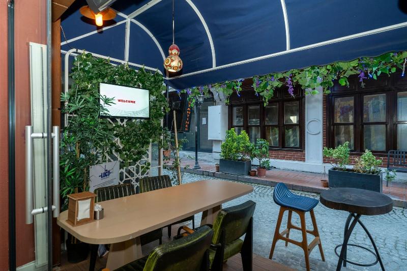 Raymond - Restoran