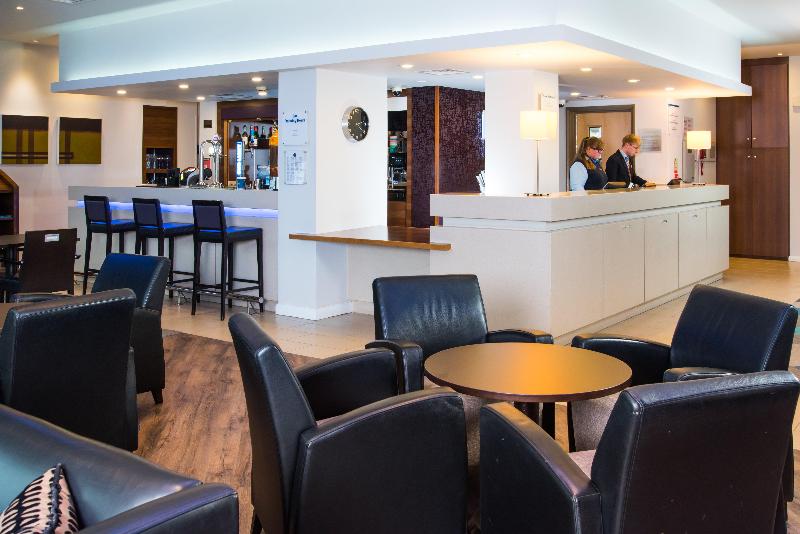Holiday Inn Express Lincoln City Centre - Bar