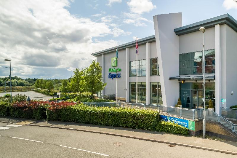 Holiday Inn Express Birmingham - Genel
