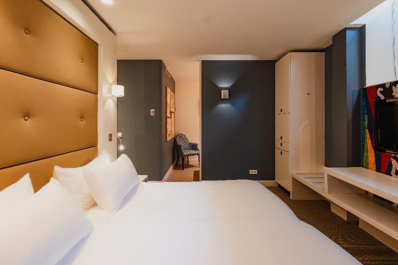 Hotel JL No76 - Oda