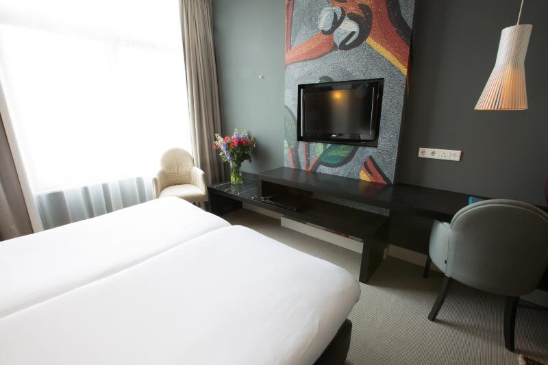 Hotel JL No76 - Oda