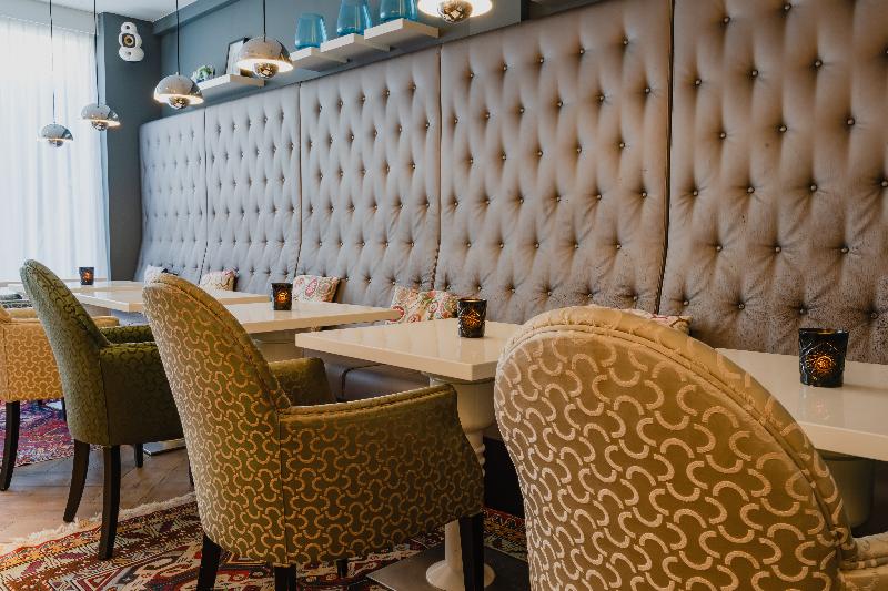Hotel JL No76 - Restoran