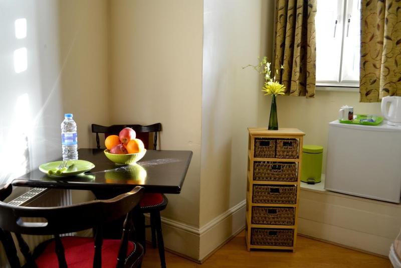 City London hotel - Genel