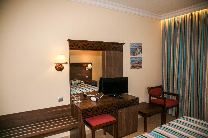 Anais Bay Hotel - Oda