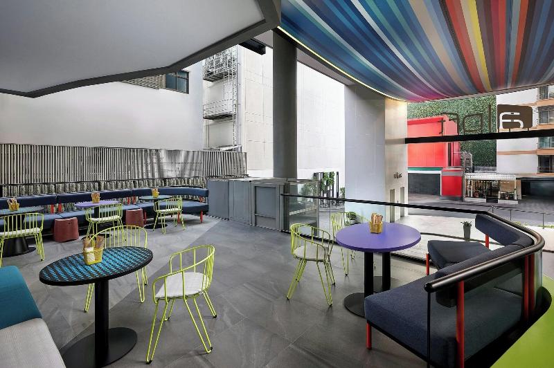 Aloft Bangkok - Sukhumvit 11 - Bar