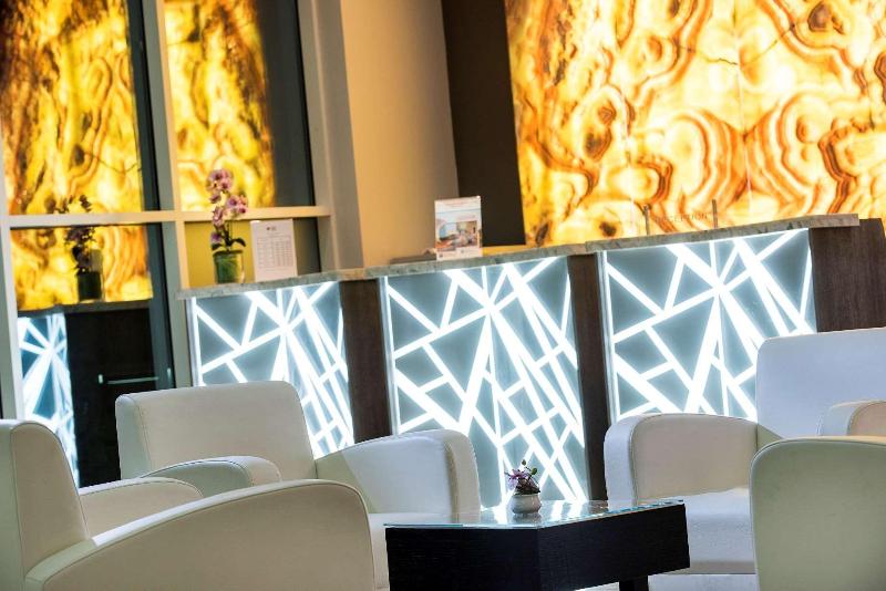 Best Western Plus Doha - Lobi