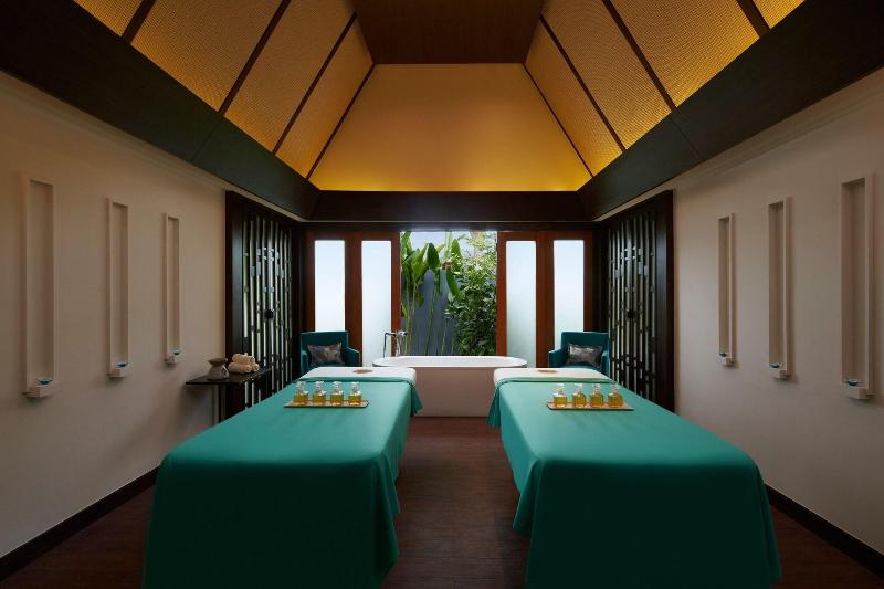 Le Méridien Phuket Mai Khao Beach Resort - Aktivite
