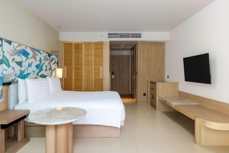 Le Méridien Phuket Mai Khao Beach Resort - Oda