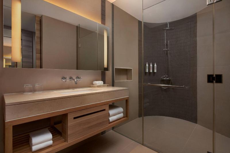 Le Méridien Phuket Mai Khao Beach Resort - Oda
