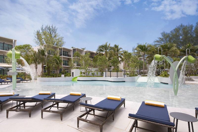 Le Méridien Phuket Mai Khao Beach Resort - Havuz