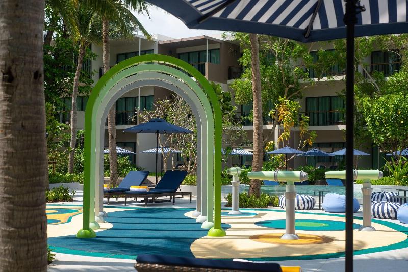 Le Méridien Phuket Mai Khao Beach Resort - Havuz