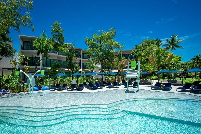 Le Méridien Phuket Mai Khao Beach Resort - Havuz
