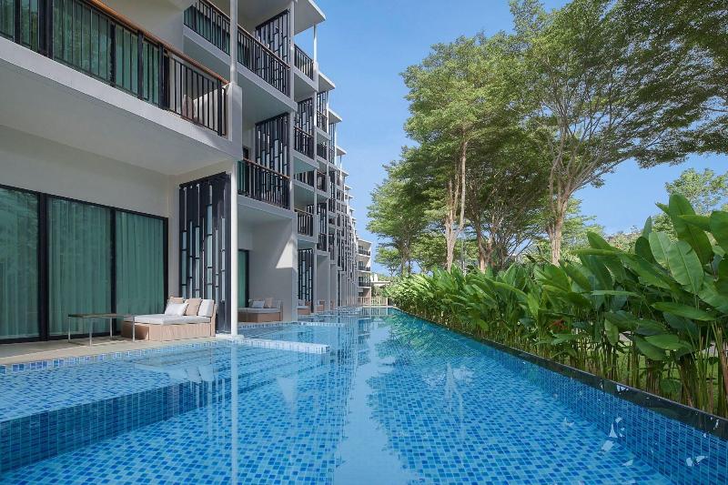 Le Méridien Phuket Mai Khao Beach Resort - Havuz